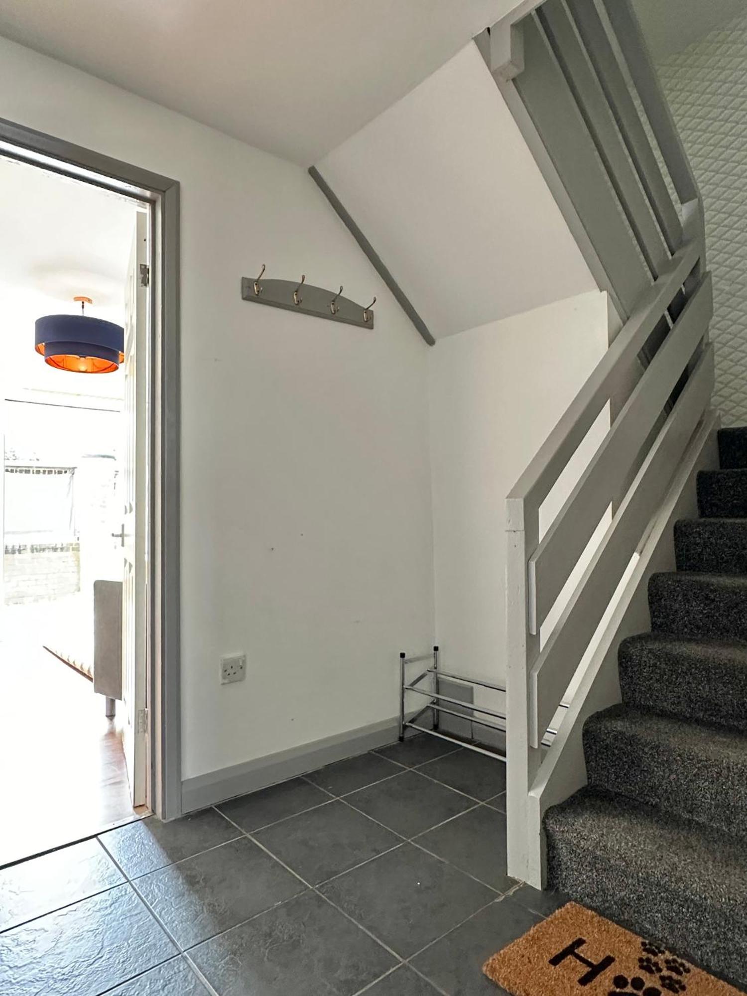 6 Guests House Old Trafford,Media City,City Centre, Free Parking Манчестер Екстер'єр фото